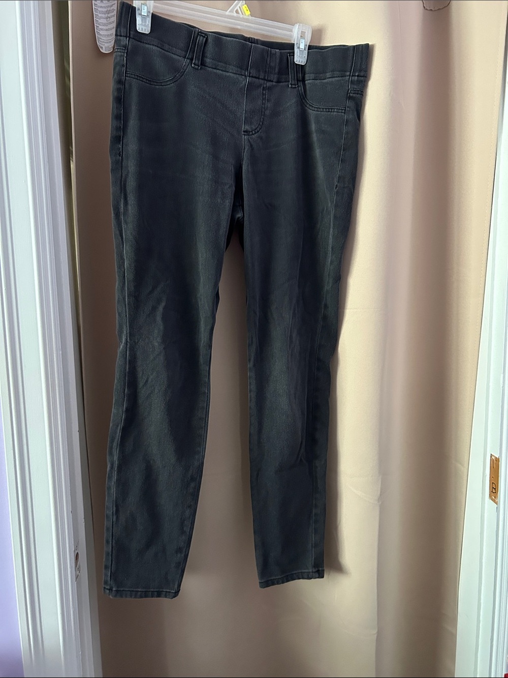 Mixit Women's Dark Gray Jeggings